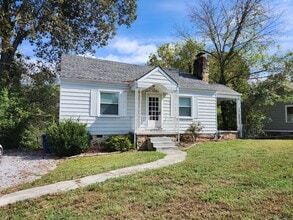 Building Photo - 112 Alden Ave