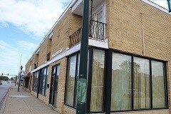 Foto del edificio - 8701 S Mozart Ave