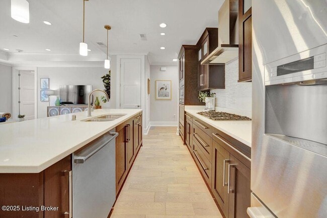 Building Photo - 9419 Norton Commons Blvd