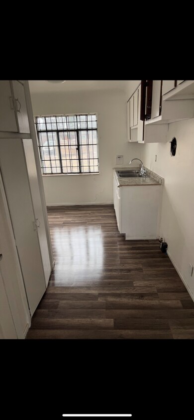Foto del edificio - 2 bedroom/ 1 bathroom Detroit's Westside D...