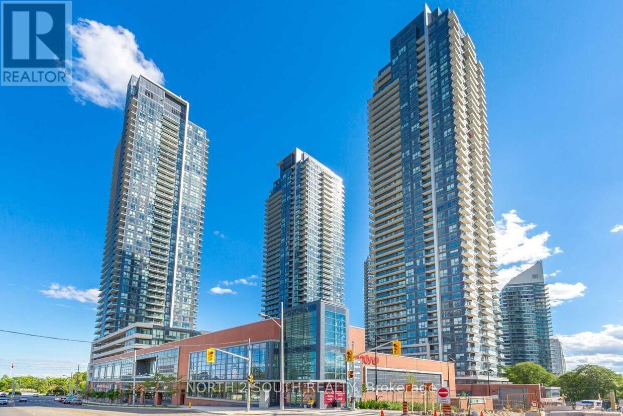 Primary Photo - 2200-2200 Lake Shore Blvd W
