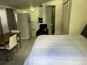 Foto del edificio - 7121 Taft St