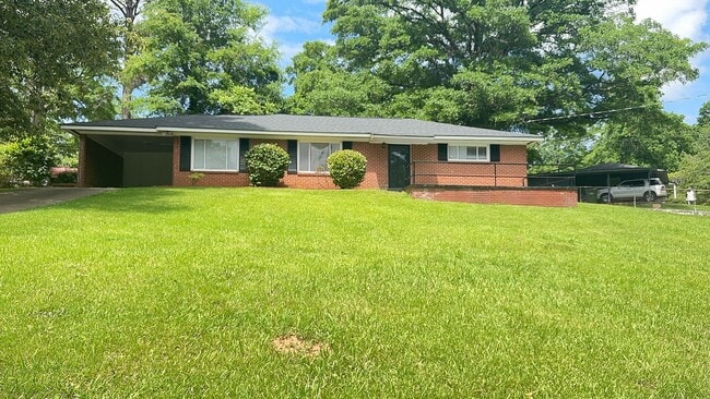 Photo - 1201 N 8th Ave House
