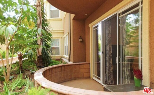 Foto del edificio - 917 S New Hampshire Ave