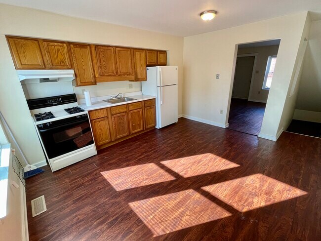 Foto del edificio - 38 4th St