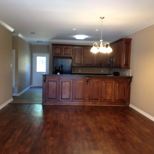 Building Photo - 117 Lemons Dr