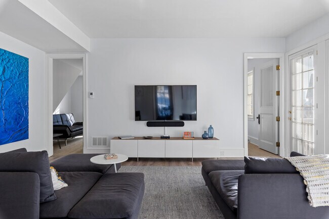 Foto del edificio - 1744 N Palmer St