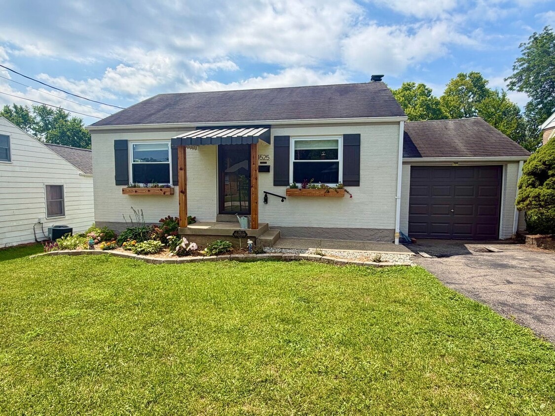Photo - 4525 Ellman Avenue