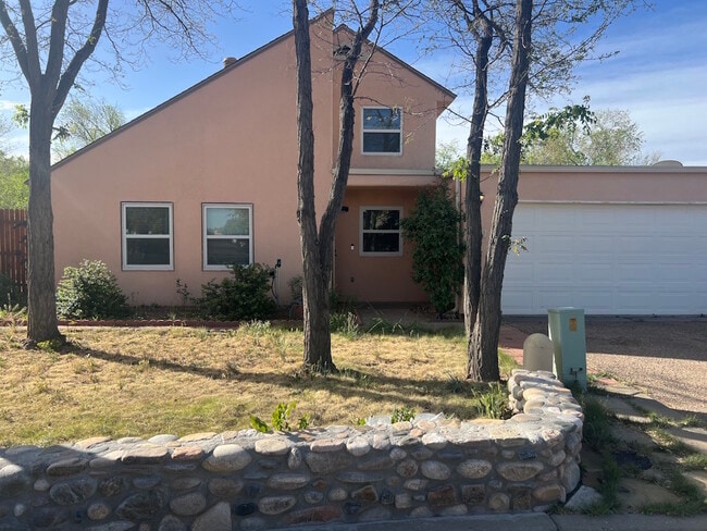 Building Photo - 1083 Sunshine Way