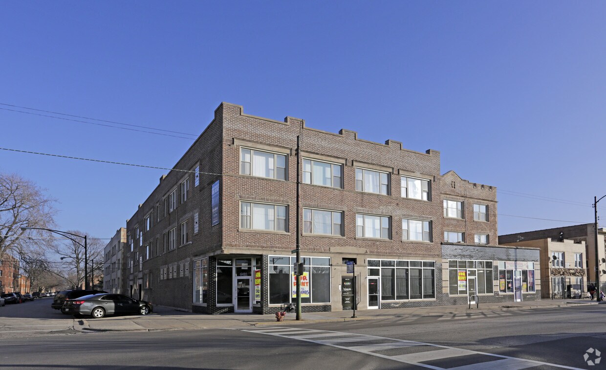 Foto principal - 64th/Kedzie (6401-05)