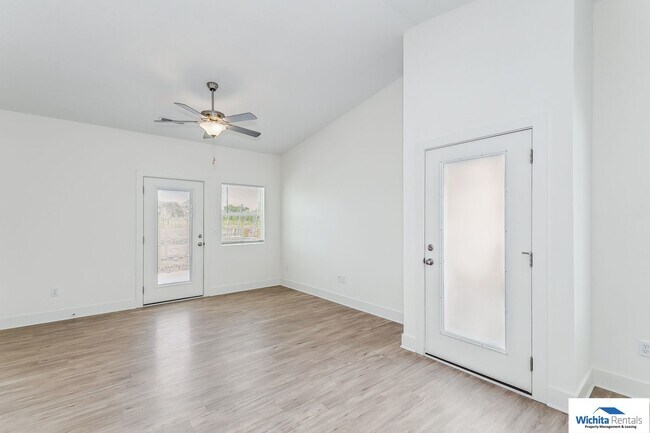 Building Photo - 1741 - 1743 S. Hickory Creek Ct.