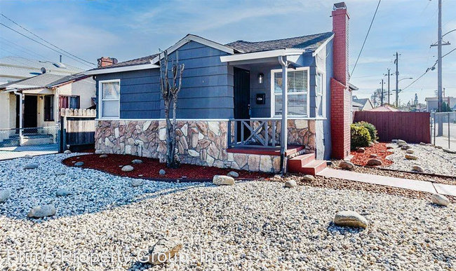 Building Photo - 2 br, 1 bath House - 2100 105th Avenue