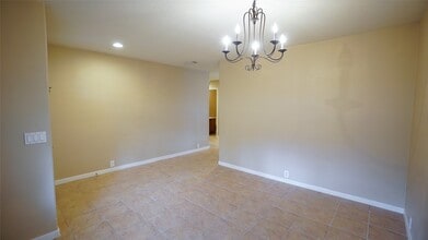Building Photo - 16526 Bristle Creek Dr