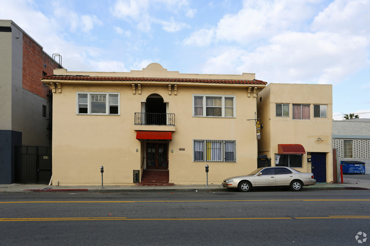 Building Photo - Wilcox Apartments