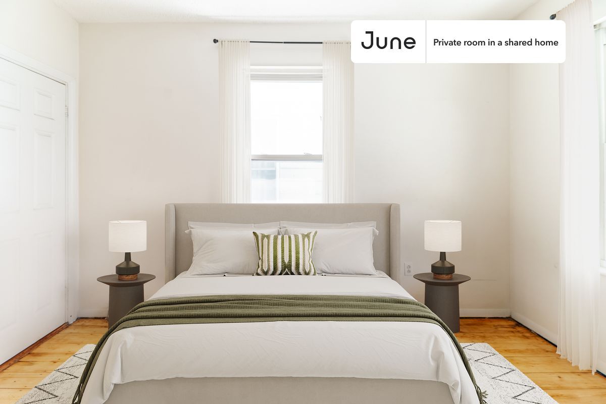 Private bedroom in 2 bed/1 bath Home - Private bedroom in 2 bed/1 bath Home