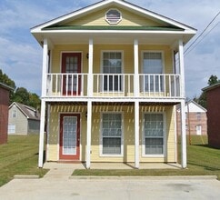 Building Photo - 110 David Keith Ln