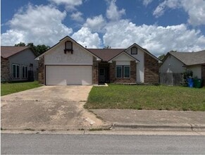 Building Photo - 16404 Edgemere Dr