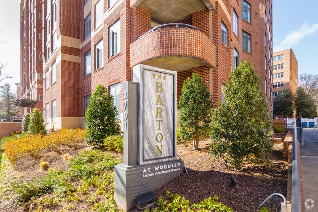Foto del edificio - The Barton at Woodley