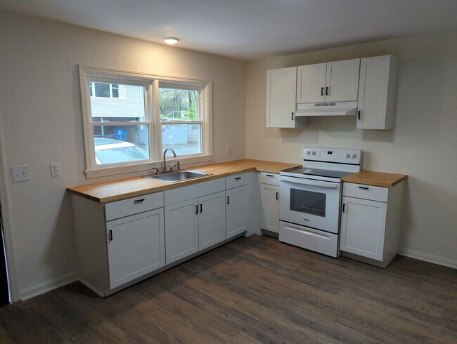 Foto del edificio - 109 Signal View St