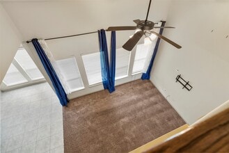Building Photo - 2026 Argos Dr