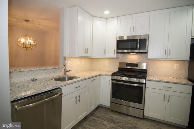 Building Photo - 15305 Diamond Cove Terrace