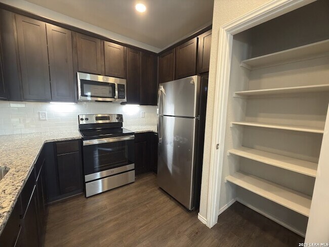 Foto del edificio - 5611 Rio Cyn