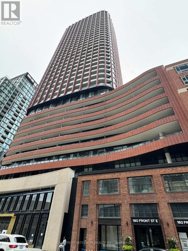 Building Photo - 180 Front St E