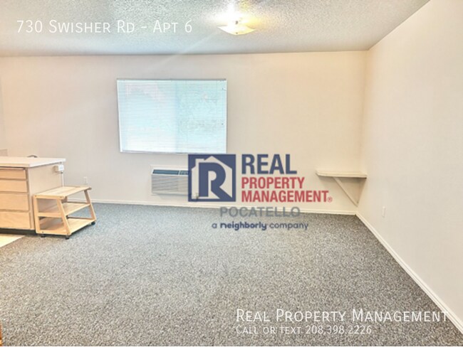 Building Photo - Studio apartment - Near ISU