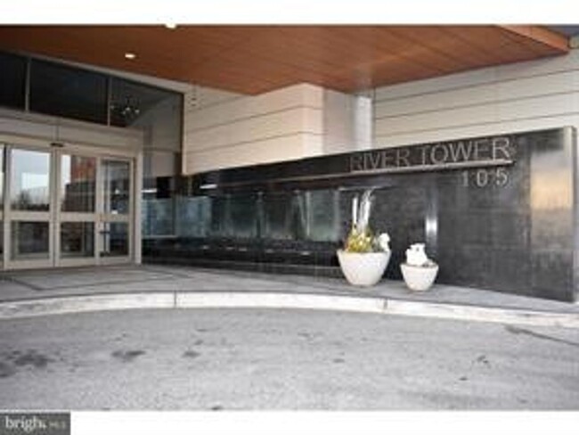 Foto del edificio - 2 Bedrooms, 2 Baths - christina Landing