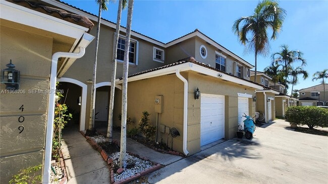 Building Photo - 411 SW 120th Ave