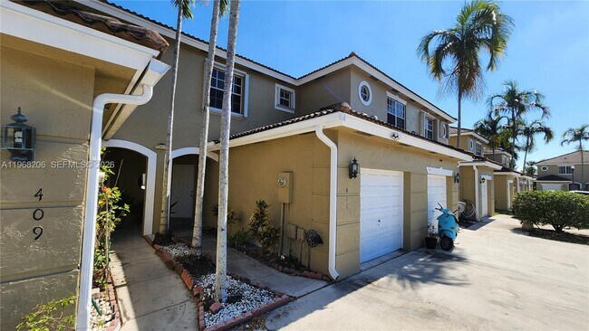 Foto del edificio - 411 SW 120th Ave