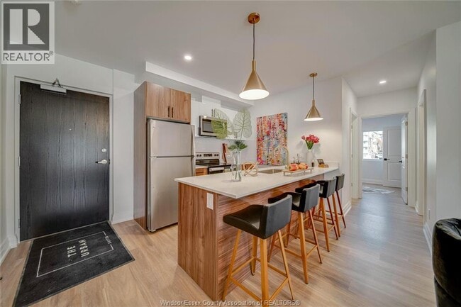 Building Photo - 11957 Tecumseh Rd E