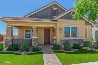 Building Photo - 4511 E Jones St