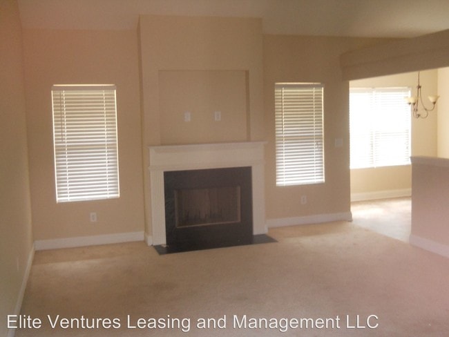 Building Photo - 4 br, 3 bath House - 110 Lee Road 2138