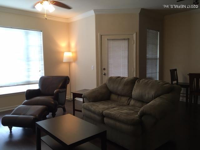 Foto del edificio - 8290 Gate Pkwy W