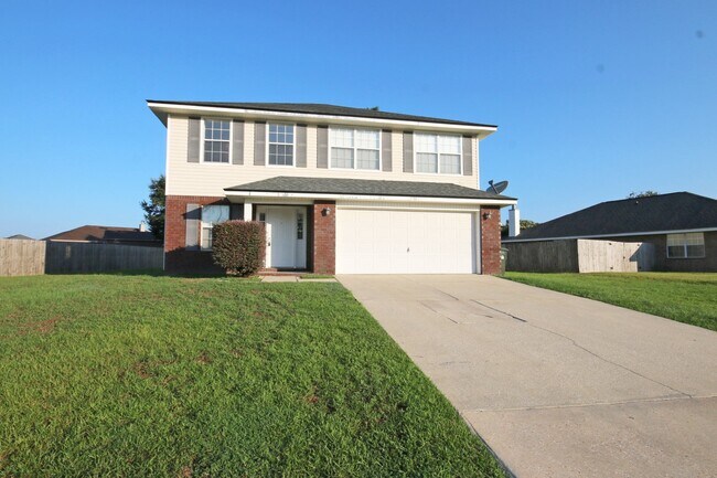 Building Photo - Spacious 4BR Home in Robin's Ridge with Soaring Ceilings, Guest Suite & Two-Car Garage
