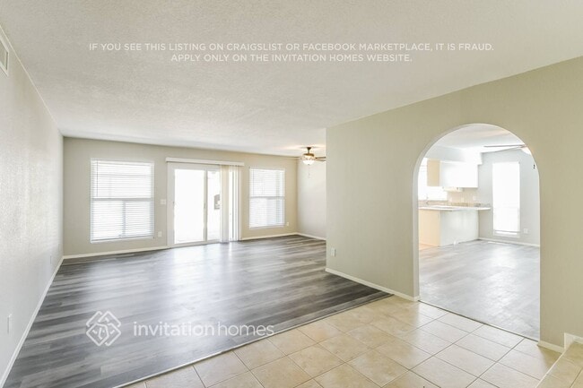 Building Photo - 4976 W Charleston Ave