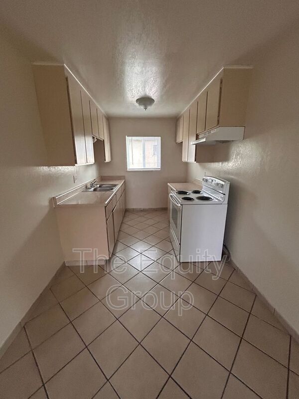 Building Photo - 2004 North Ave