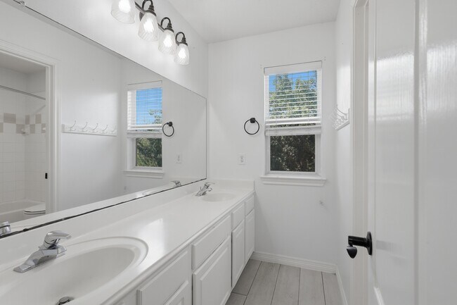 Foto del edificio - 19114 Canyon Vista Ct