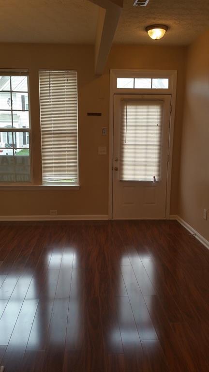 Building Photo - 2740 Heathrow Dr