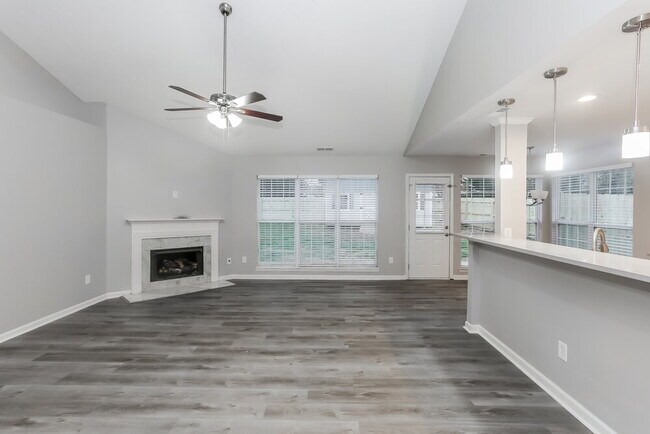 Foto del edificio - 4659 Falcon Chase Dr SW