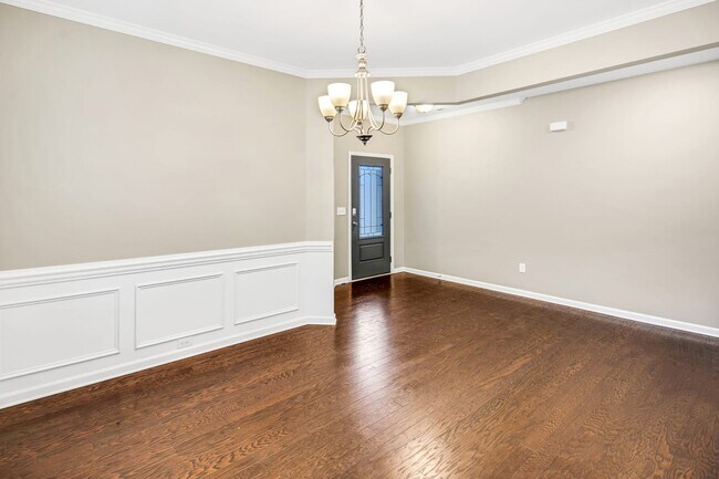 Building Photo - 1520 Emmett Ln