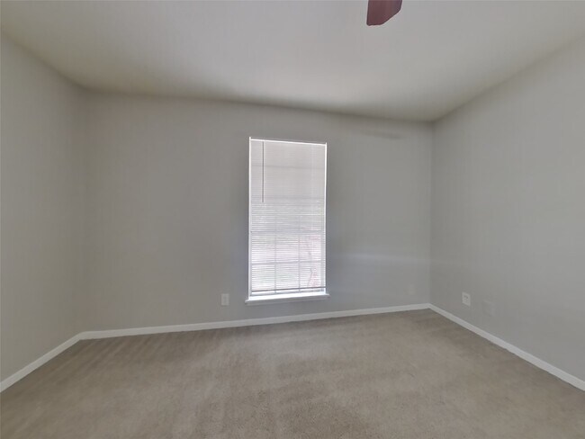 Foto del edificio - 24122 Spring Mill Ln