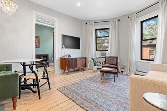 Building Photo - 81 E Brookline St