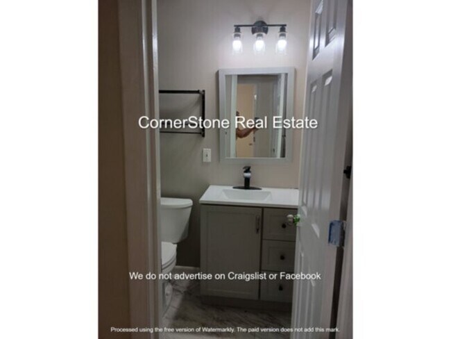 Building Photo - 2105 Coinjock Cir