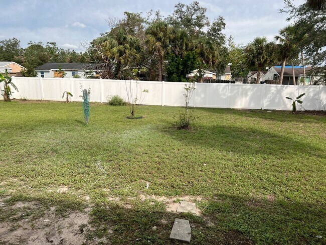 Foto del edificio - 3 br, 2 bath House - 4640 Maraldo Ave