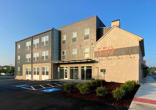 Community Views - 550 Lofts - One Bedrooms