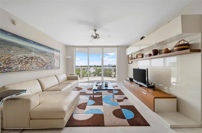 Photo - 2831 N Ocean Blvd Apartment