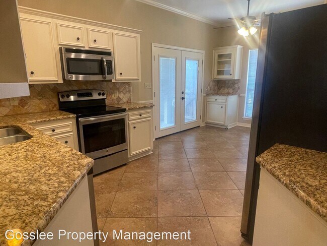 Foto del edificio - 3 br, 2 bath House - 412 Tulip Drive