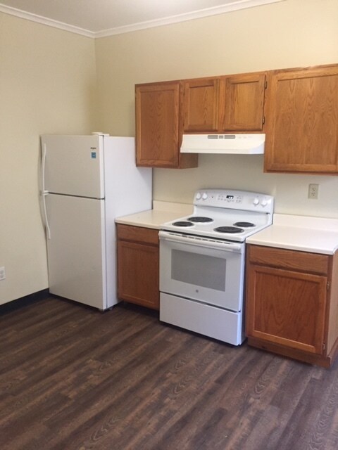 Building Photo - 147 Bridge Ave